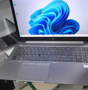 Photo - New Laptop HP ZBook 15u G4 16GB Intel Core I7 SSD 512GB