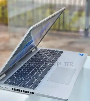 Photo - New Laptop Dell Latitude 7330 16GB Intel Core I7 SSD 512GB