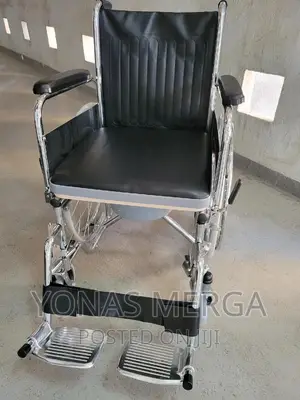 Photo - Wheelchair,Fold for Medical Use,Easy to Use,Board Portable