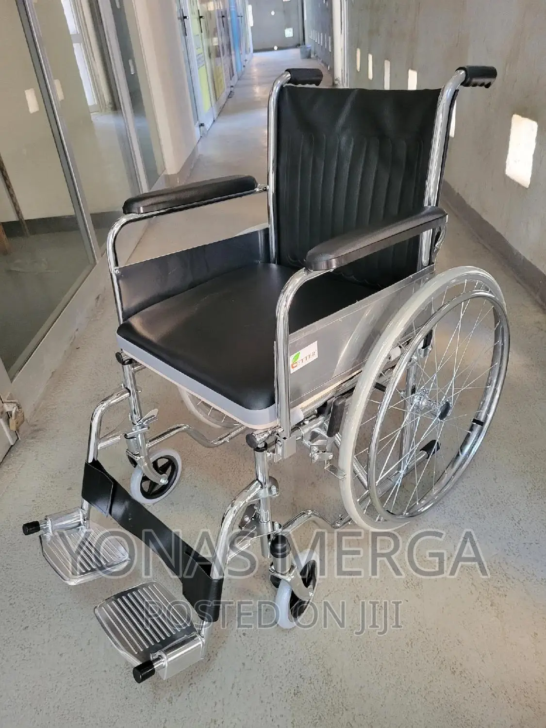 Commode Wheelchair Maximum User Weight:Standard Narrow 150kg