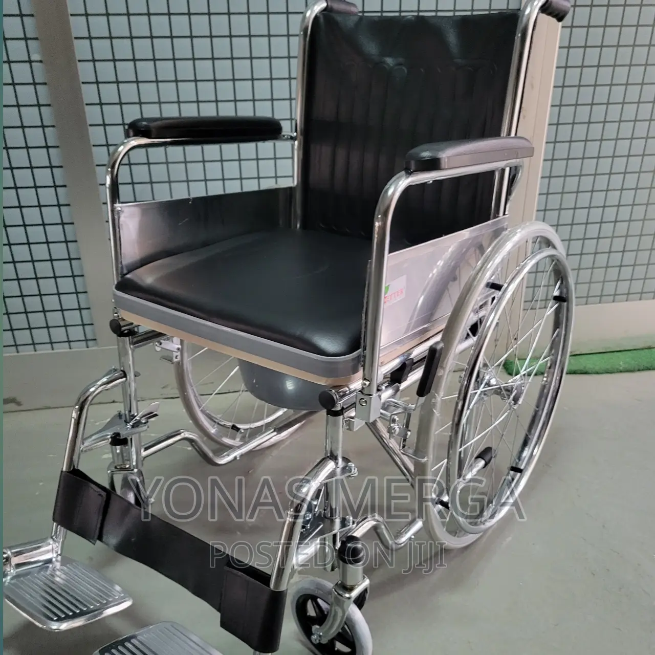 Wheelchair/Toilet, Standard Size, Pu Leather/Black(Ordinary)