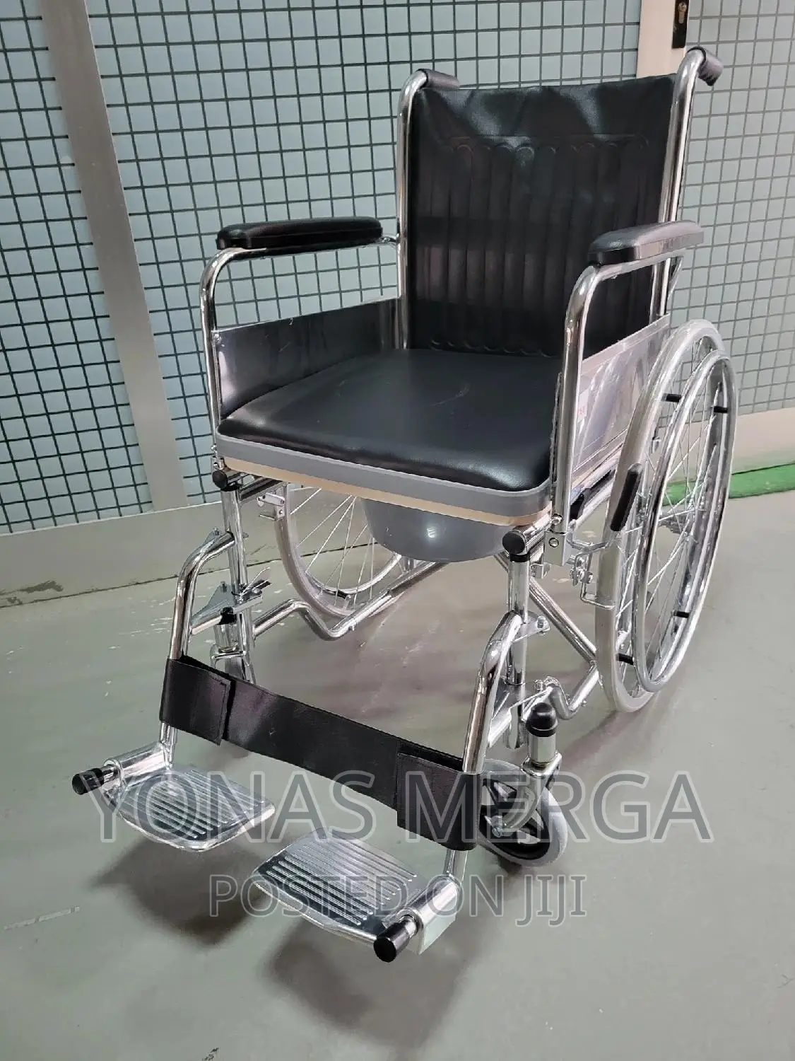 Popo Wheelchair,Potty, Easy to Clean Anti-Corrosion Material