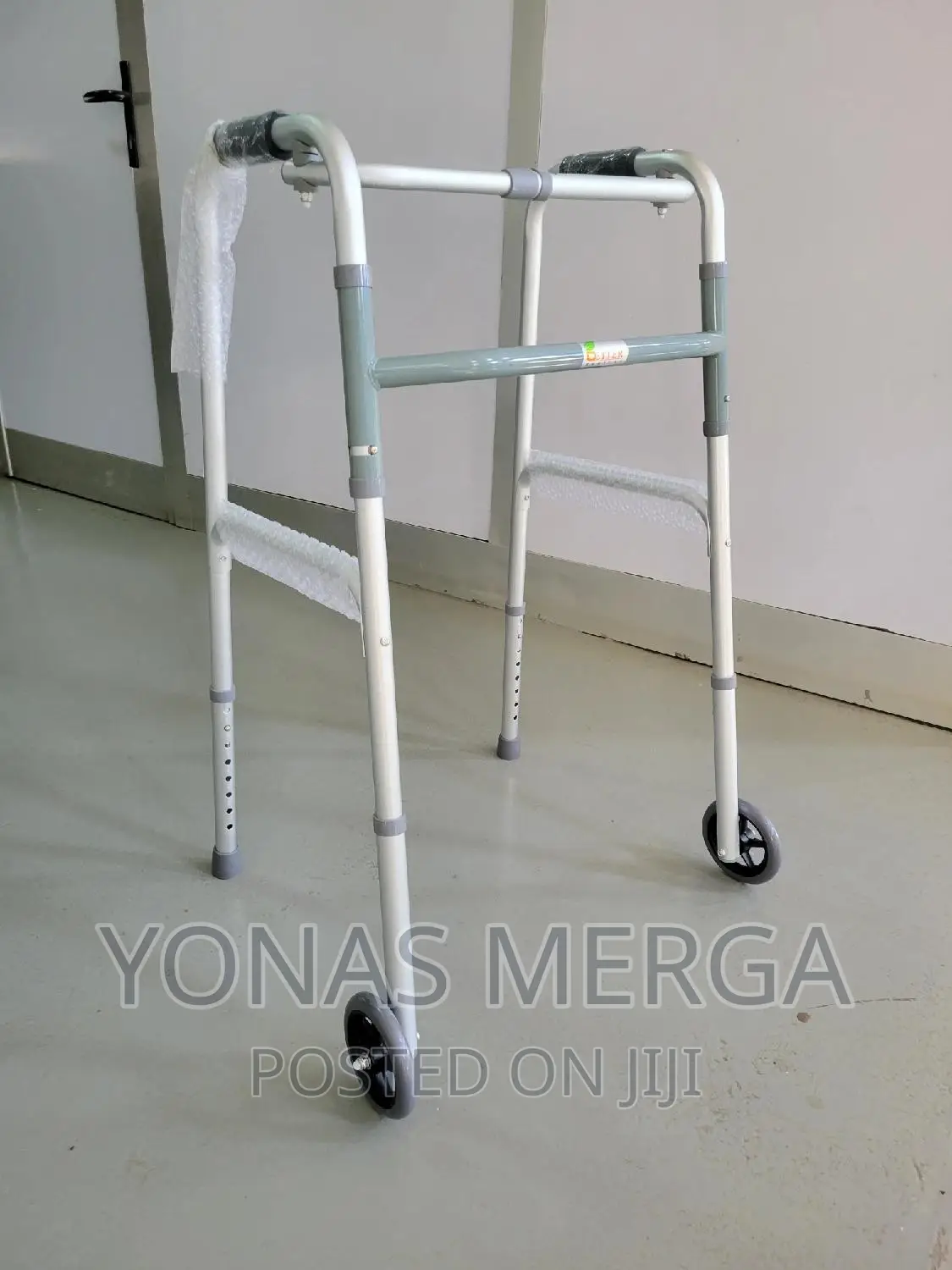 Walker Safe,Comfortable Mobile Thank to Everyday Life Walker