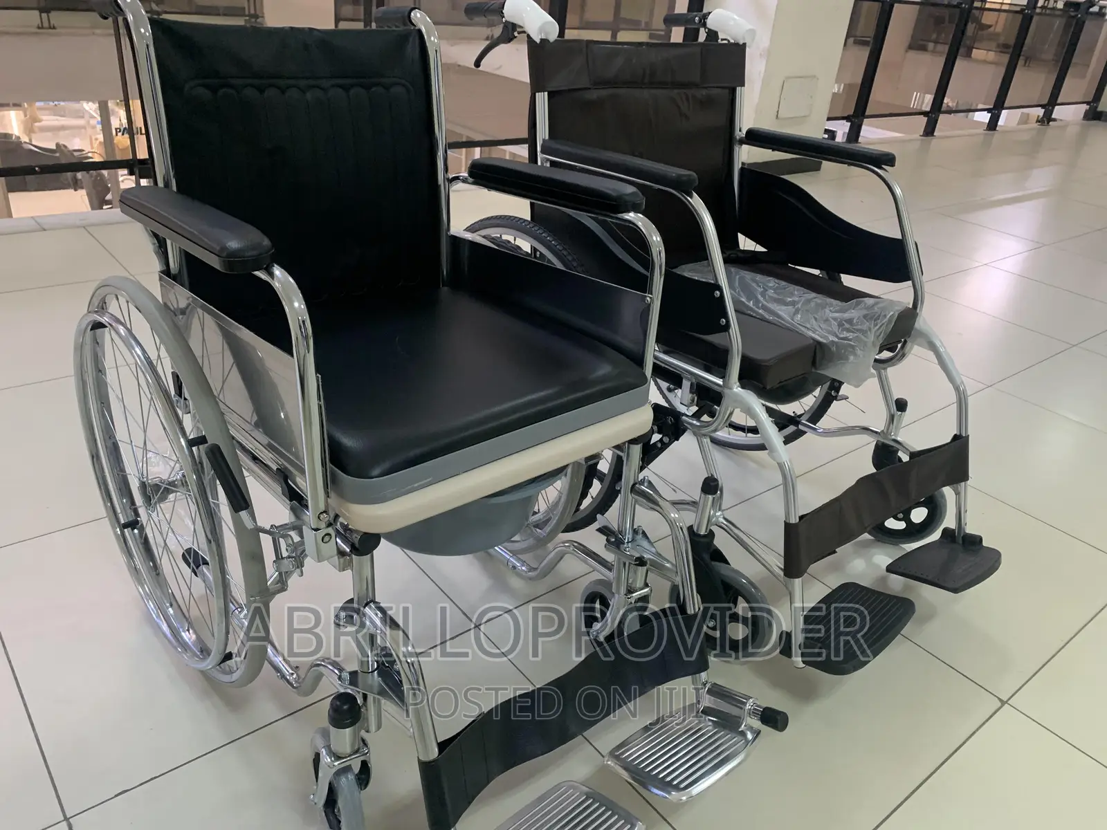Wheelchair With Commode Detachable/Wheelchair/Wheelchair
