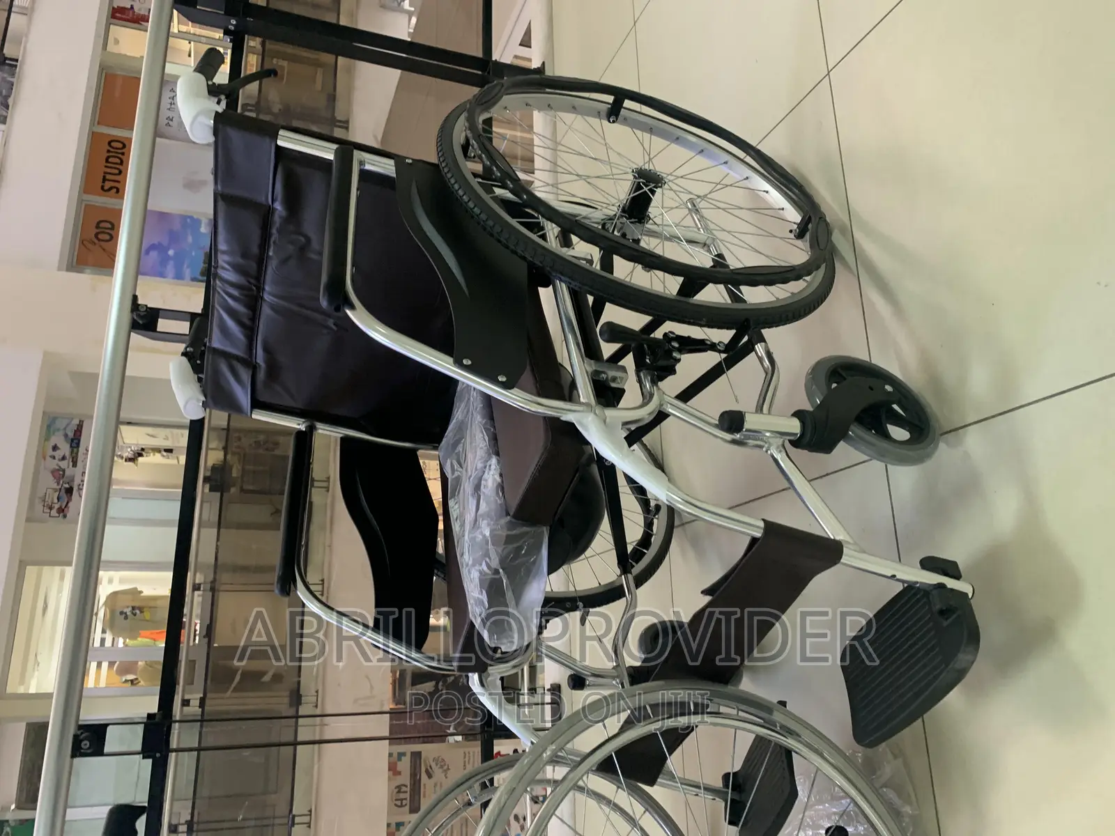 Transport Commode Wheelchair/Wheelchair/Wheelchair