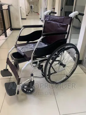 Photo - Commode Opening,Wheelchair/Wheelchair/Wheelchair/Wheelchair