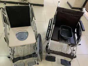 Commode Cushioned Seat/ Wheelchair/Wheelchair/Wheelchair