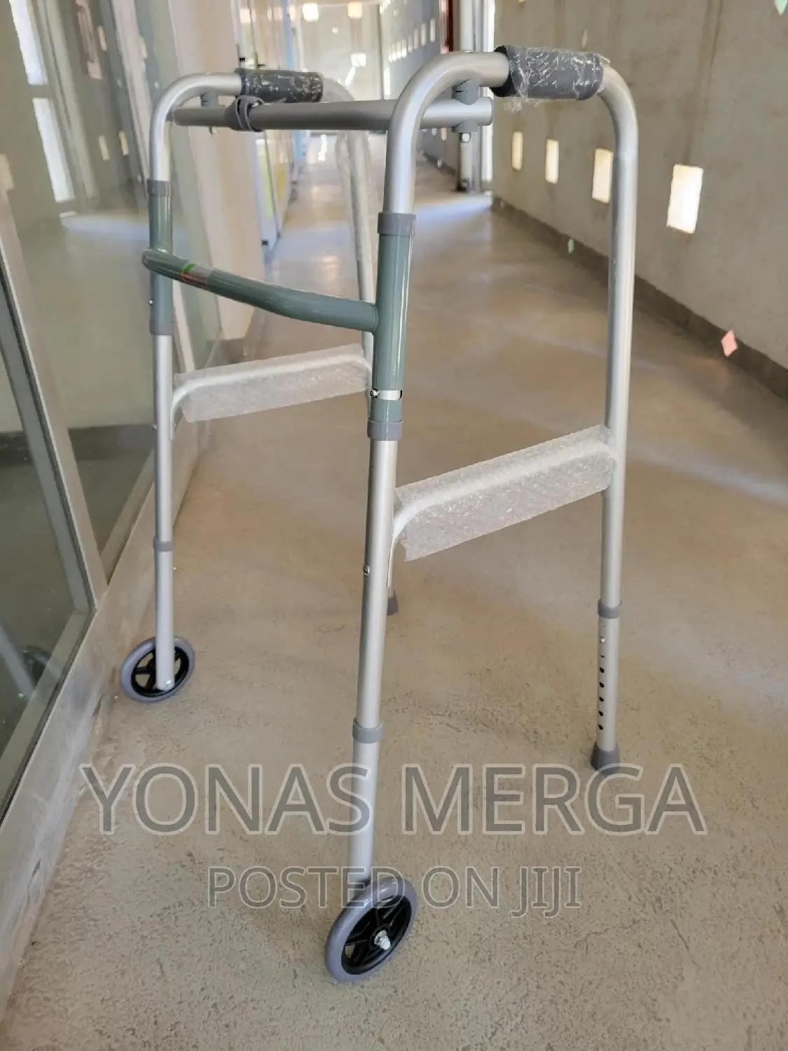 Walker Rehaid Walking Frame With Wheel for Hospital Homecare