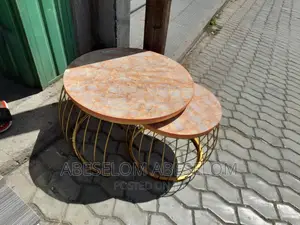 የሶፋ ጠረጴዛዎች