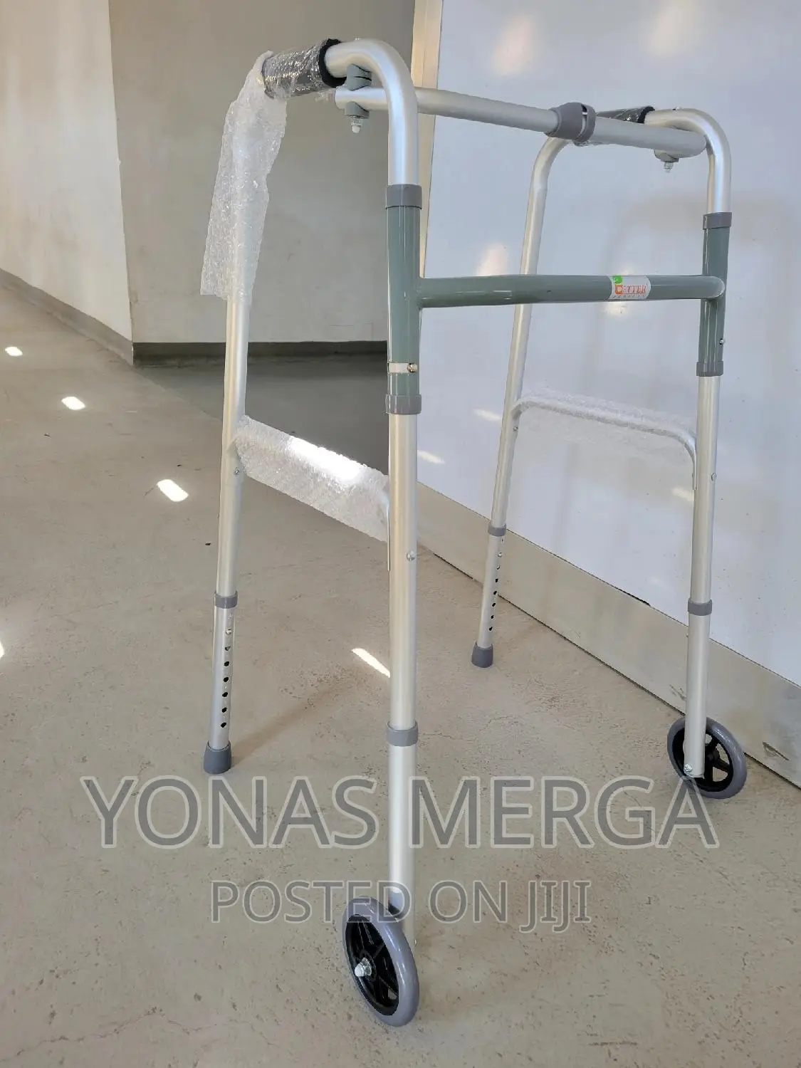 Walker/Folds to a Slim 5" for Easy Transportation Storage