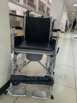 Adjustable Padded Seat Wheelchair/Wheelchair/Wheelchair
