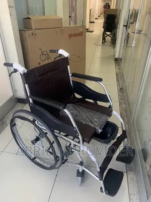 Photo - Wheelchair Wheelchair*Wheelchair(Wheelchair*Wheelchair*Comod
