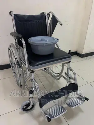 Multi-Directional Upgrade Commode Wheelchair/Wheelchair
