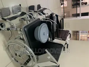 Chair Commode for Elderly Wheelchair/Wheelchair/Wheelchair