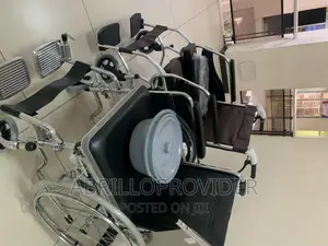 Chair Commode for Elderly Wheelchair/Wheelchair/Wheelchair