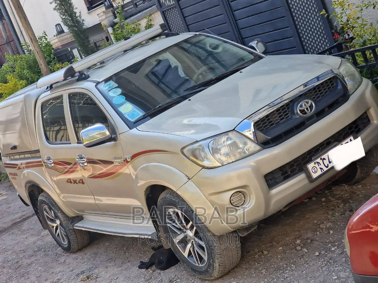 Toyota Hilux 2010 Gold