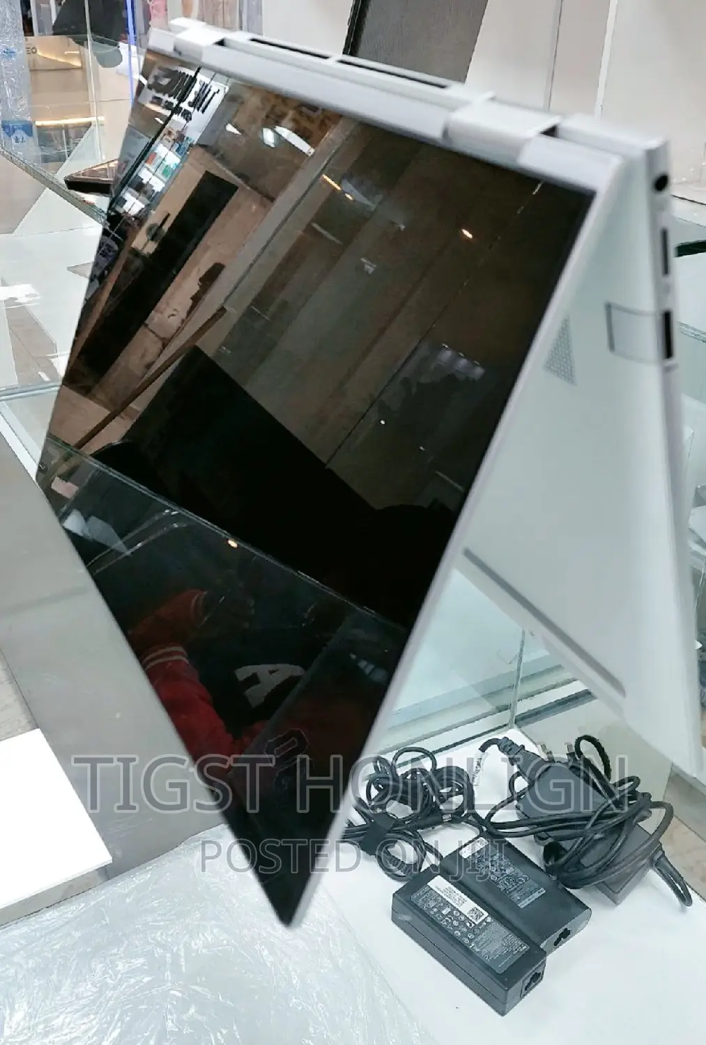 New Laptop HP Envy X360 8GB Intel Core I7 SSD 512GB