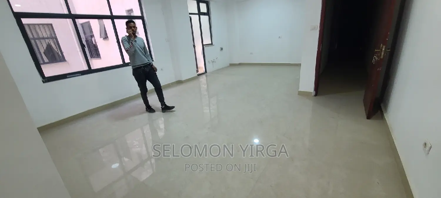 3bdrm Apartment in Adis Abba, Bole for sale