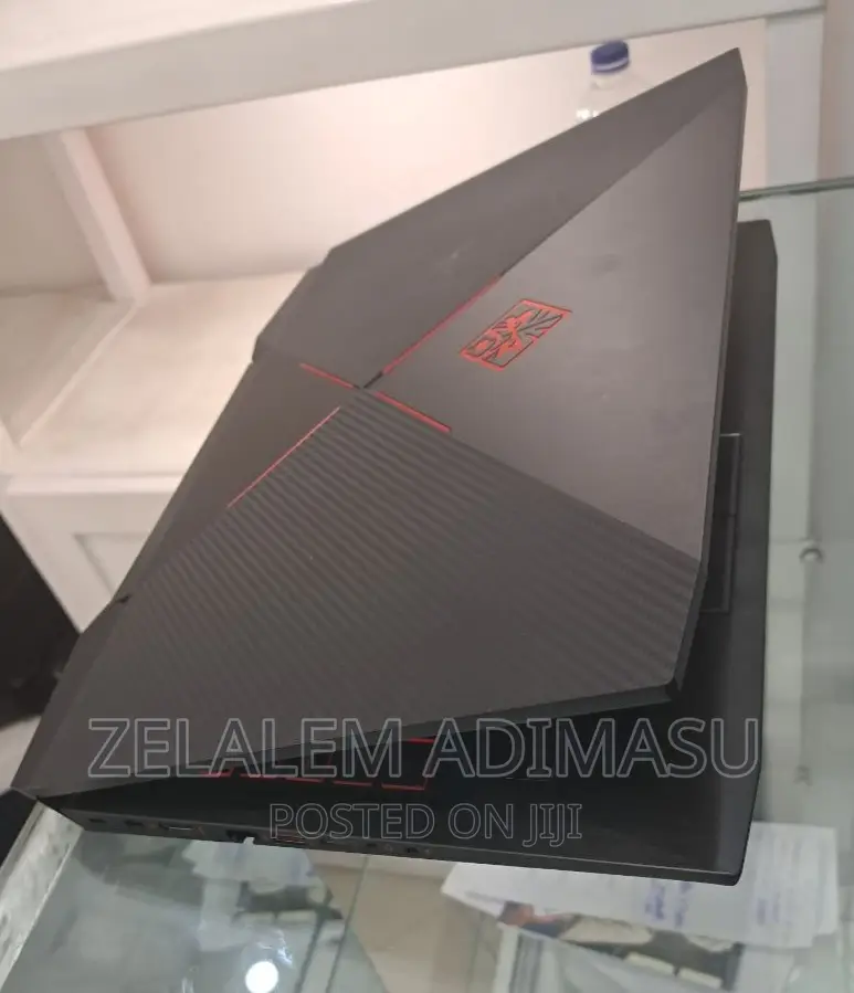 New Laptop HP Omen 15 8GB Intel Core I7 SSD 128GB