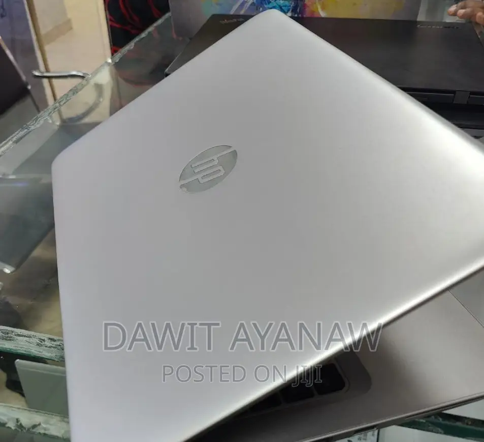 New Laptop HP 8GB AMD A8 HDD 1T