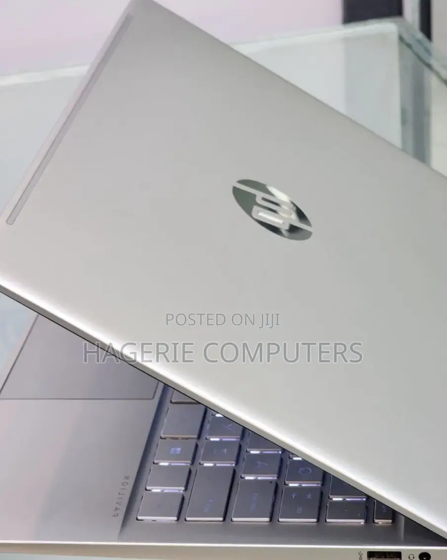 New Laptop HP Pavilion 14t 8GB AMD Ryzen 5 SSD 512GB