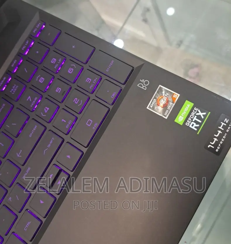 New Laptop HP Pavilion 15 8GB AMD Ryzen 5 SSD 512GB