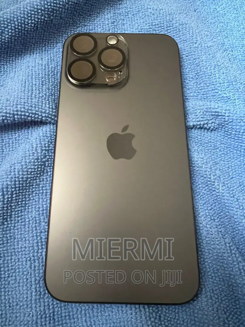 New Apple iPhone 15 Pro Max 256 GB Black