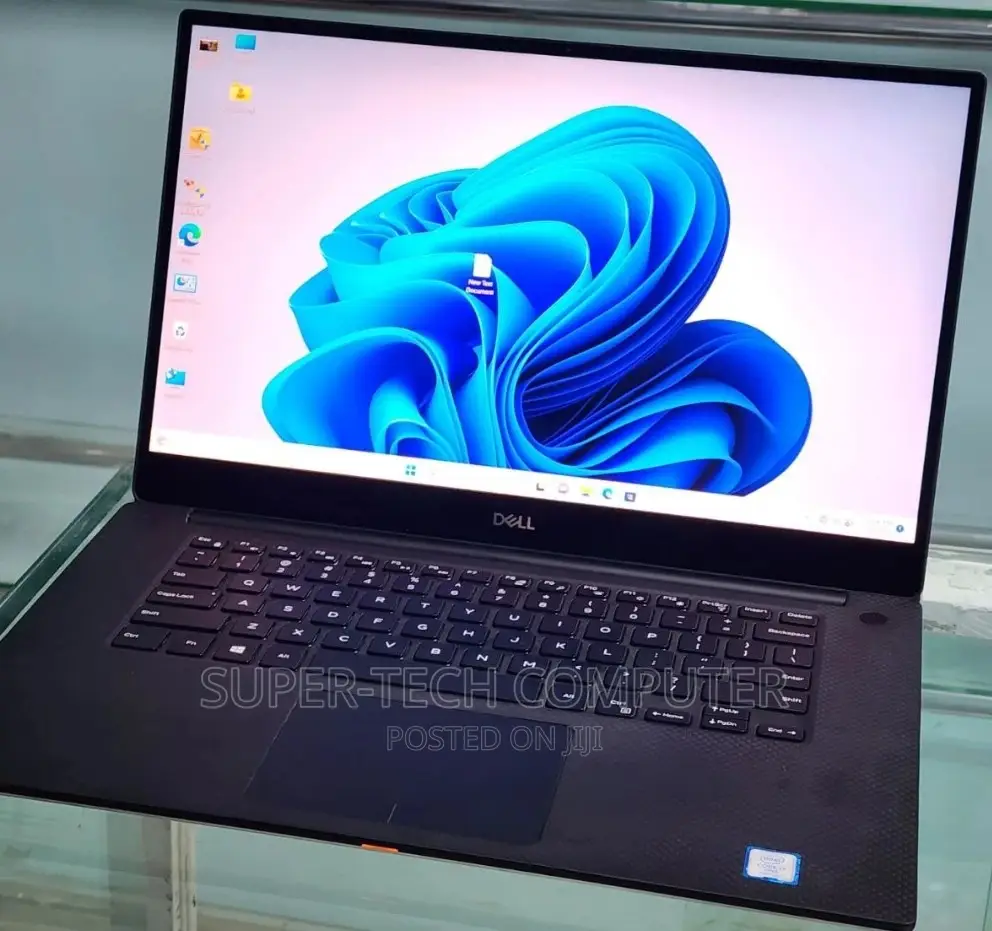 New Laptop Dell XPS 15 16GB Intel Core I7 SSD 512GB
