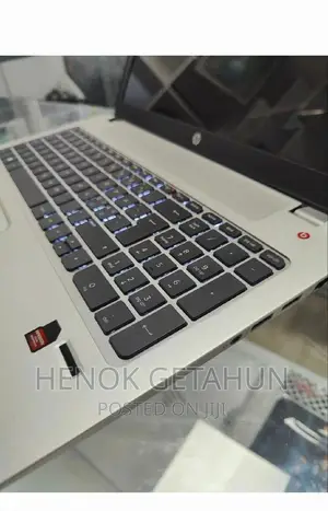 New Laptop HP Envy 15 8GB AMD A8 HDD 1T