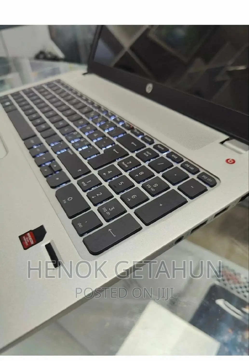 New Laptop HP Envy 15 8GB AMD A8 HDD 1T