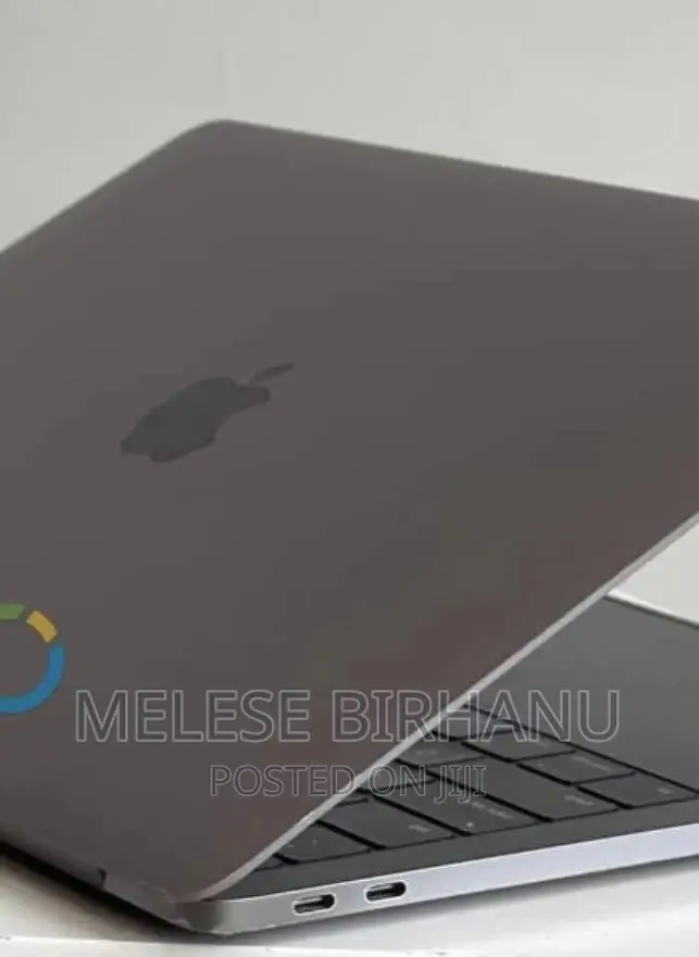 New Laptop Apple MacBook 2017 8GB Intel Core i5 SSD 256GB