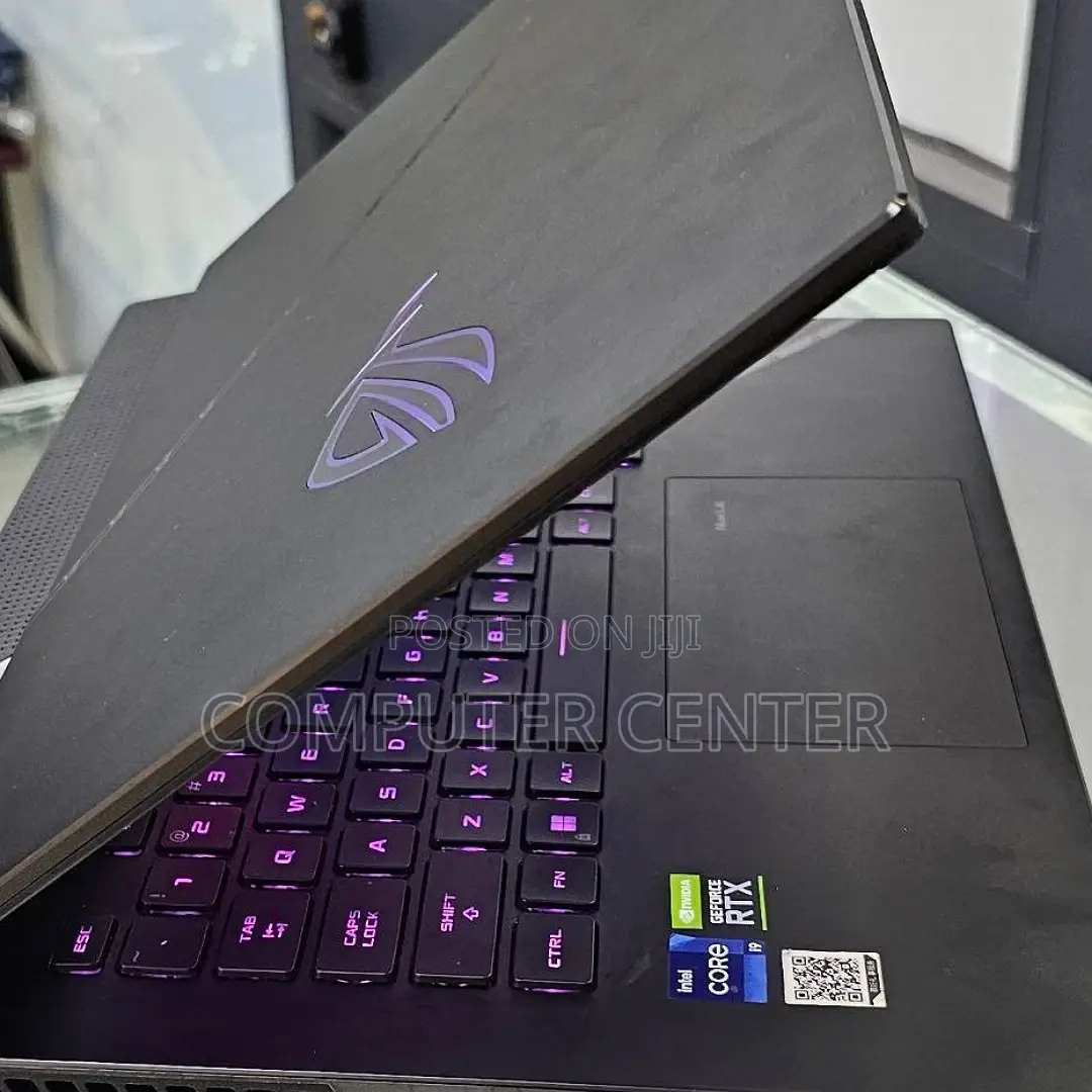 New Laptop Asus ROG Strix G15 16GB Intel Core I9 SSD 1T