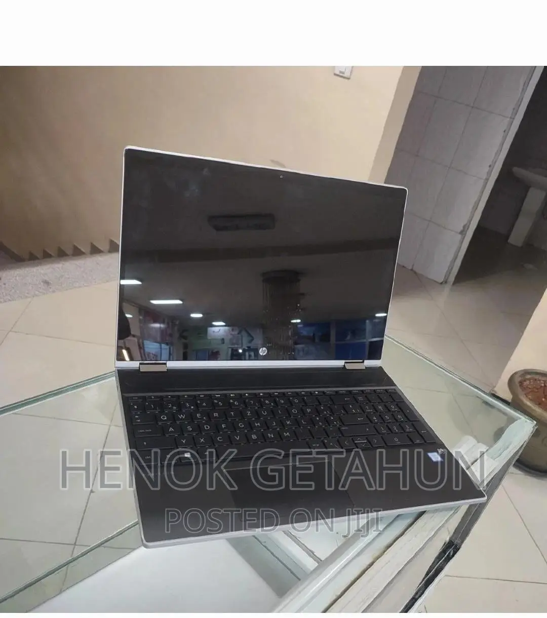 New Laptop HP Pavilion X360 8GB Intel Core i5 SSD 256GB