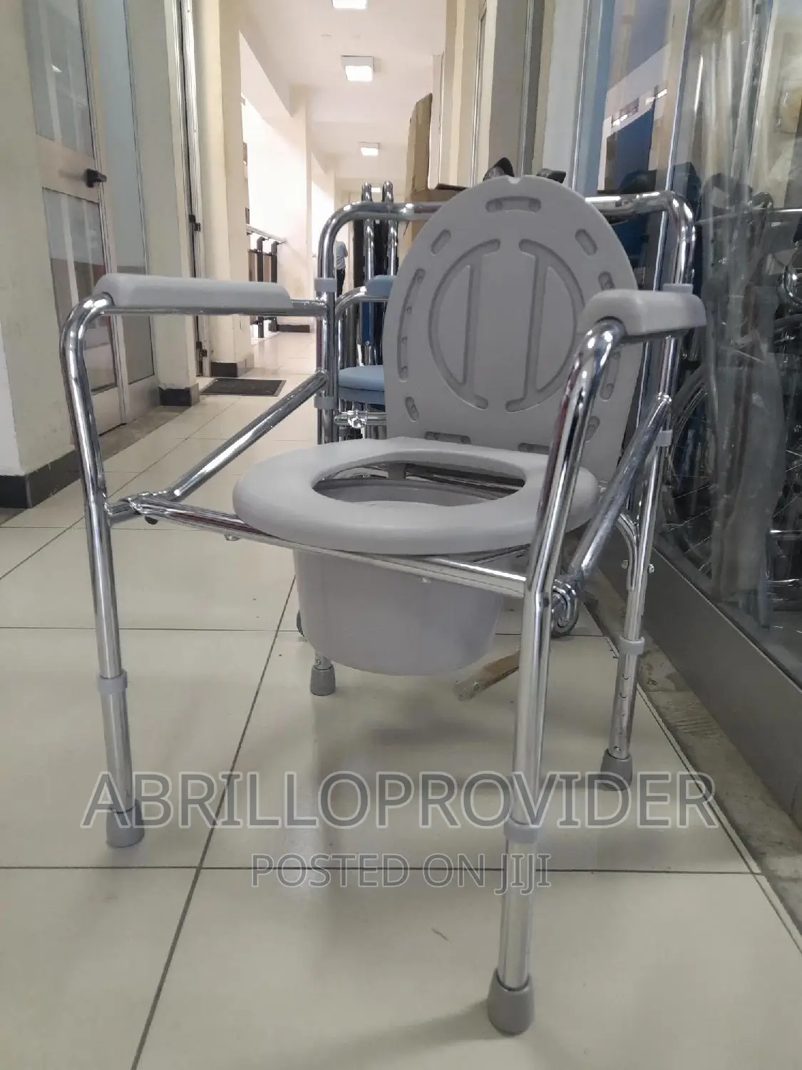 Imported Toilet Commode Washroom Chair/Toilet Chair