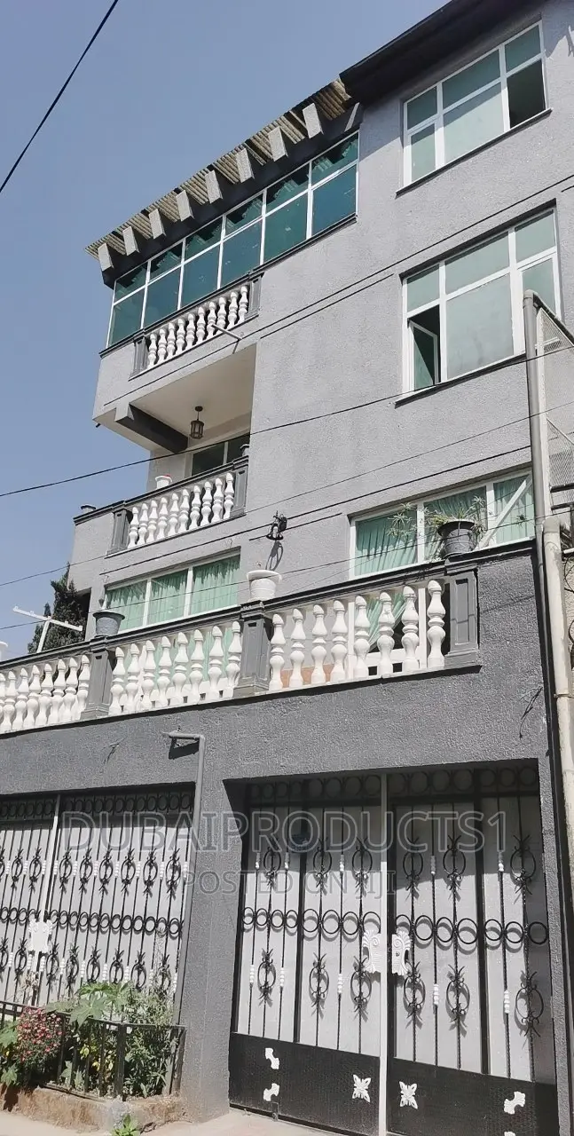 Furnished 3bdrm House in ሜዳ መስጊድ, Kolfe Keranio for rent