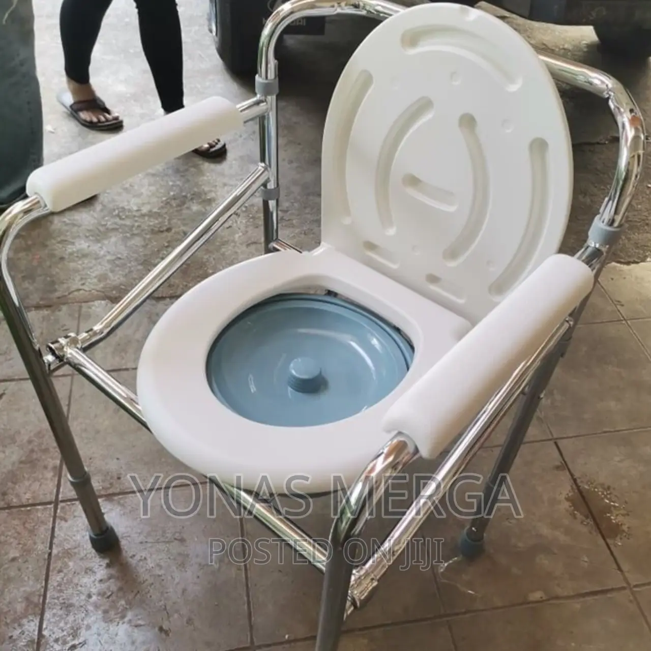 PORTABLE TOILET LUXURY ZHJING Walking Frame Foldable Shower