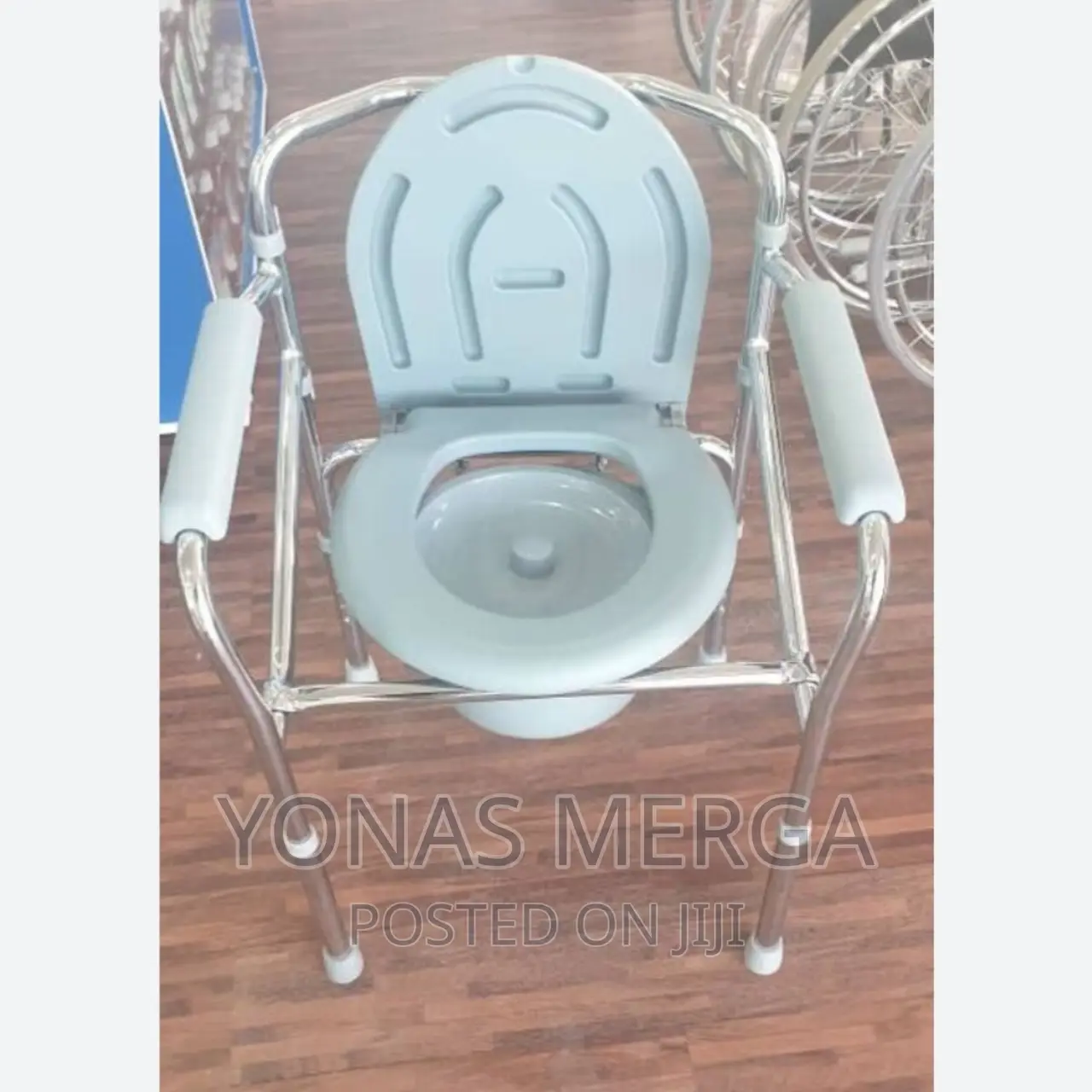 Commode Popo Toilet Chair,The Seat Supports Up to 240 Pounds