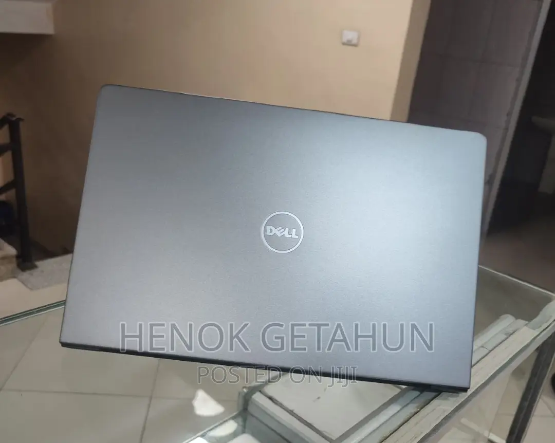 New Laptop Dell Vostro 7510 8GB Intel Core I5 SSD 256GB