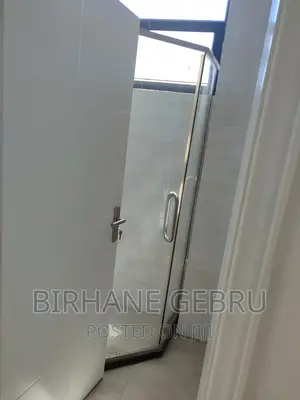 2bdrm Apartment in Luxure Apartiment, Bole for rent