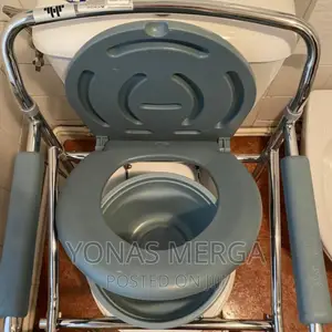 Commode Durable Plastic Snap on Seat Lid
Plastic Arm Comfort