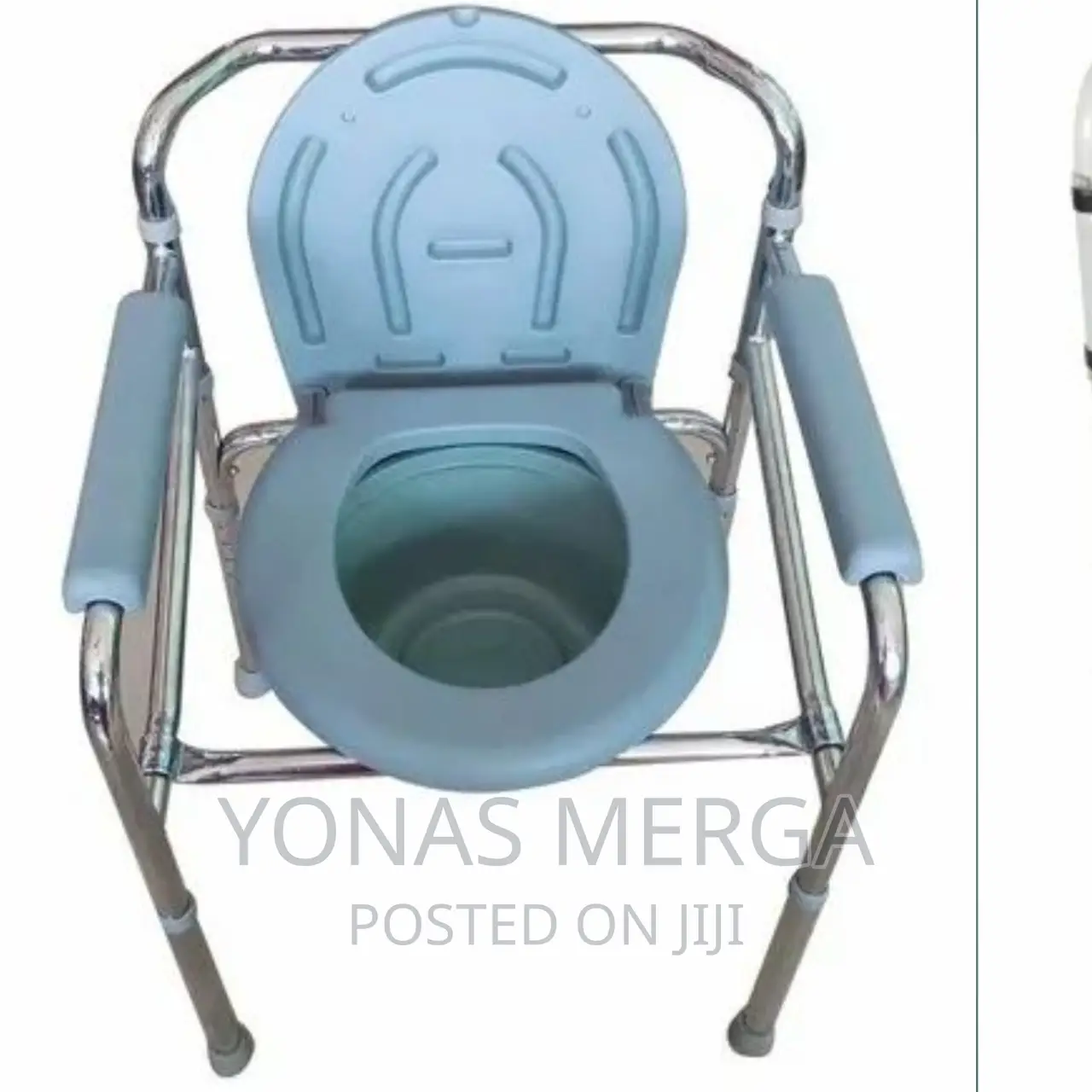 Toilet Chair Easily Open Fold Flat for Convienient Storage