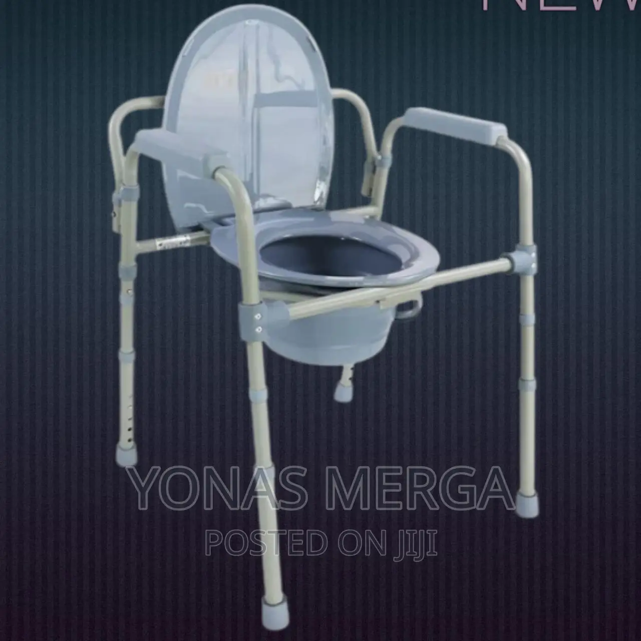 Toilet Seat Adjusts to Most Toilets Thanks to the 5 Height