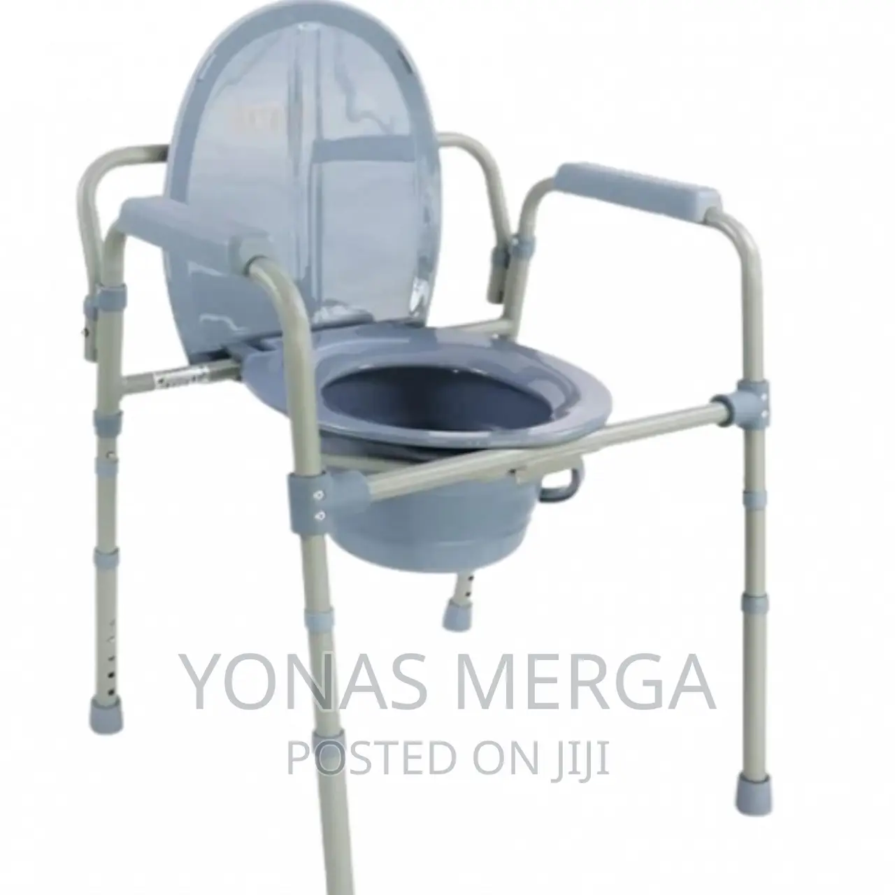 Toilet Seat Adjusts to Most Toilets Thanks to the 5 Height