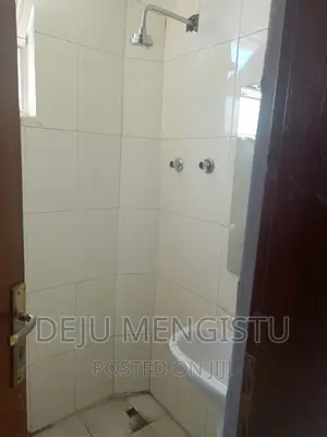 3bdrm Apartment in ፍየል ቤት, Bole for rent