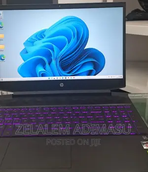 New Laptop HP Pavilion 15 8GB AMD Ryzen 5 SSD 512GB