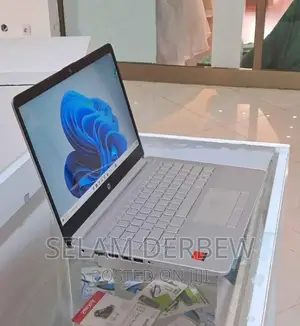 New Laptop HP Stream Notebook 8GB Intel Core I5 HDD 1T