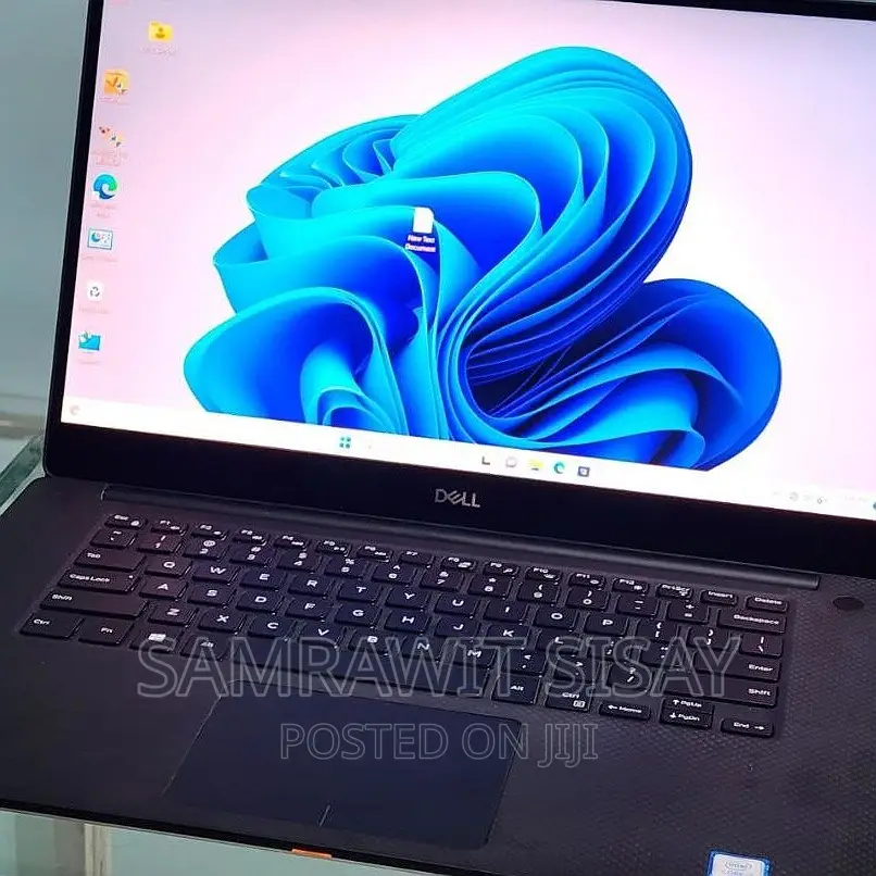 New Laptop Dell XPS 15 16GB Intel Core I7 SSD 512GB