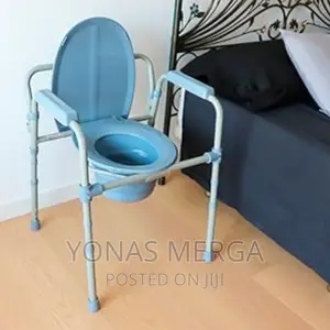 Photo - Auxiliary Bedside Commode Chair
Is Lightweight (13 Lb)