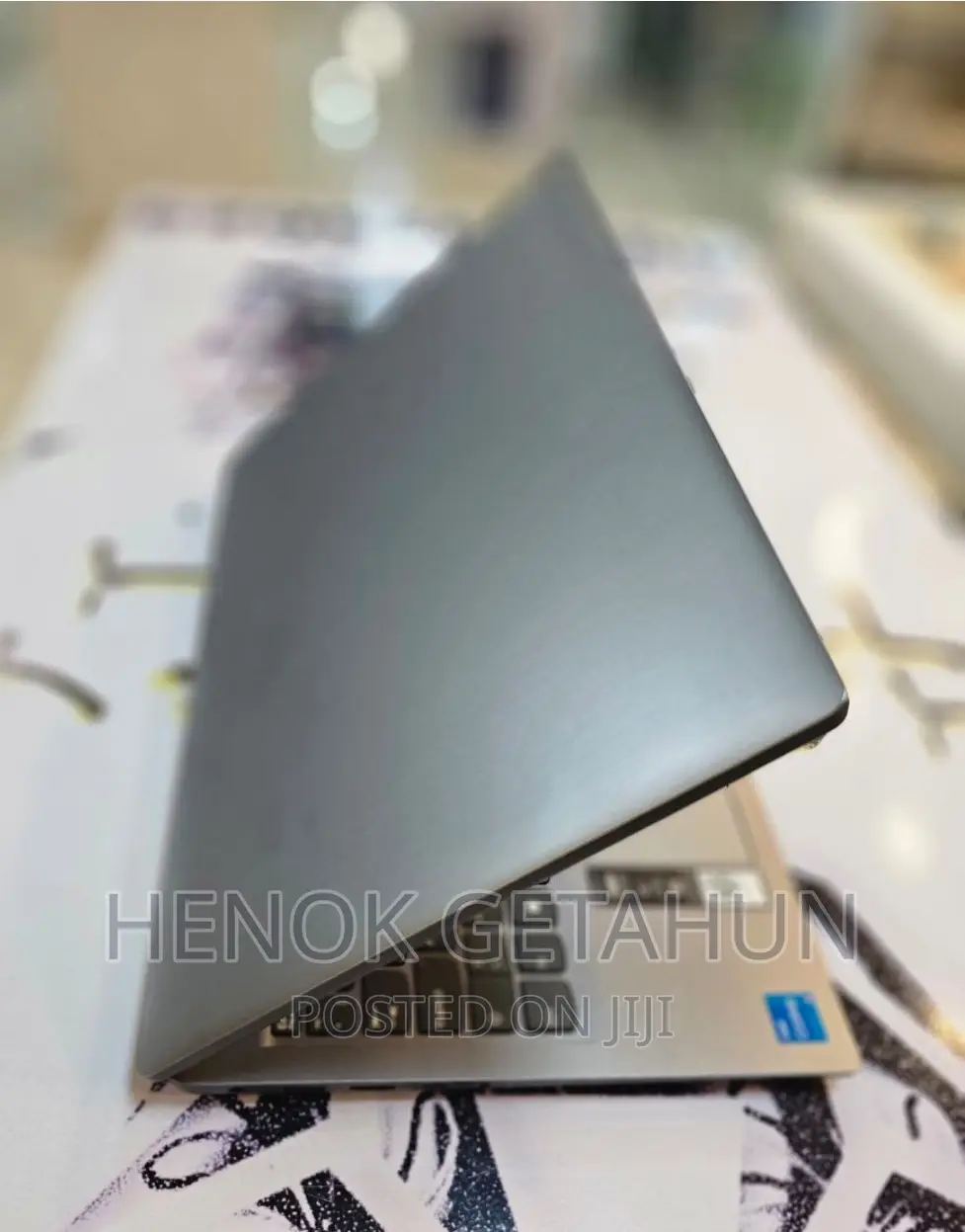 New Laptop Lenovo IdeaPad 1 16GB Intel Core I5 SSD 1T