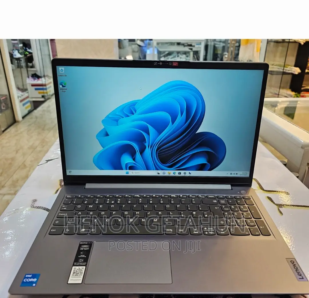 New Laptop Lenovo IdeaPad 1 16GB Intel Core I5 SSD 1T